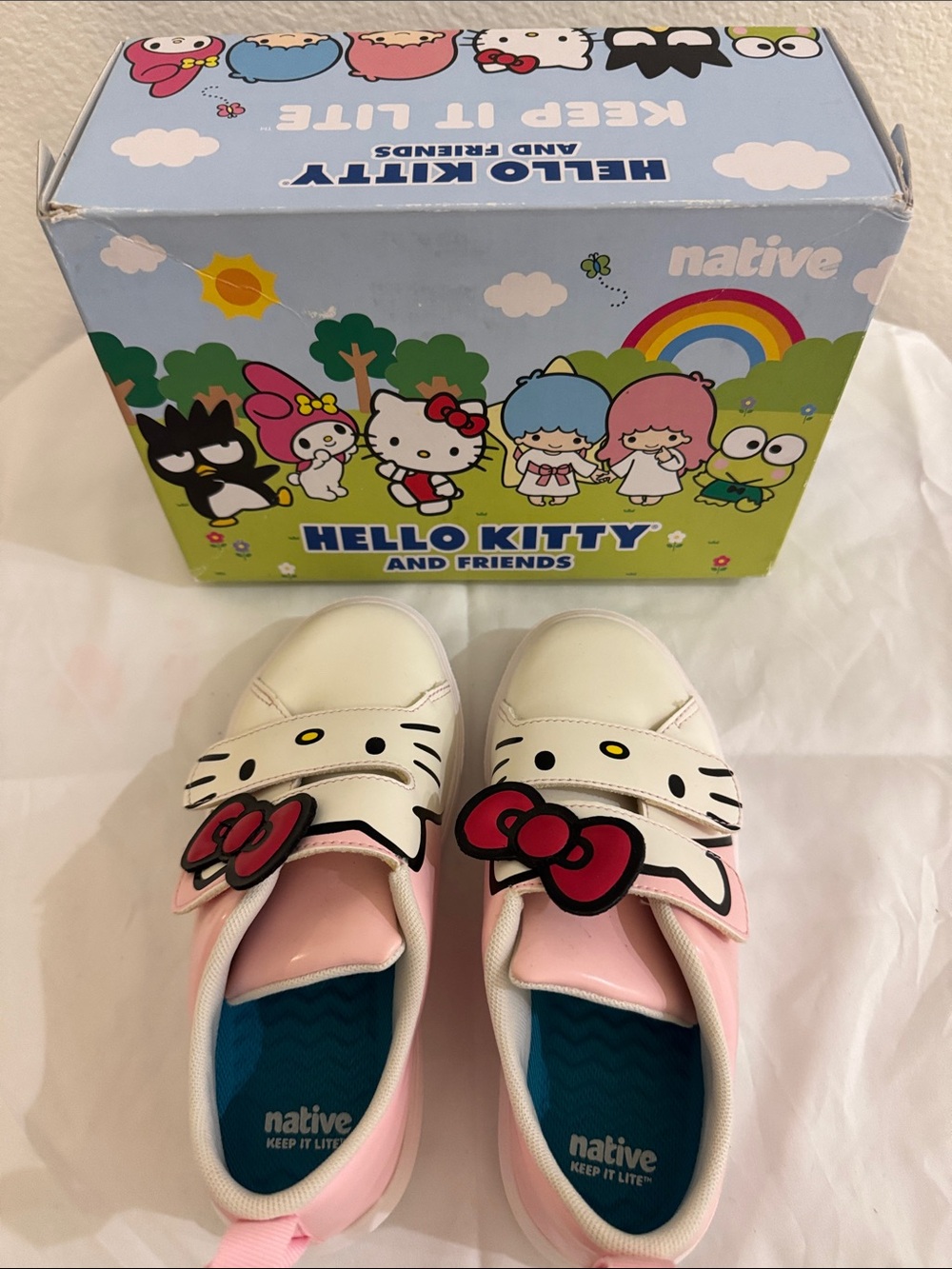 Native Kids White and Pink Hello Kitty Slip-On Sneakers